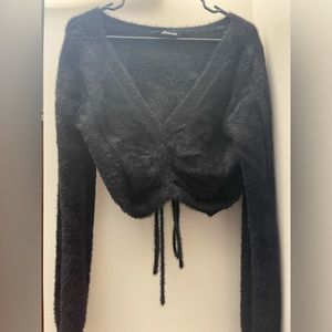 Olivaceous fluffy sweater